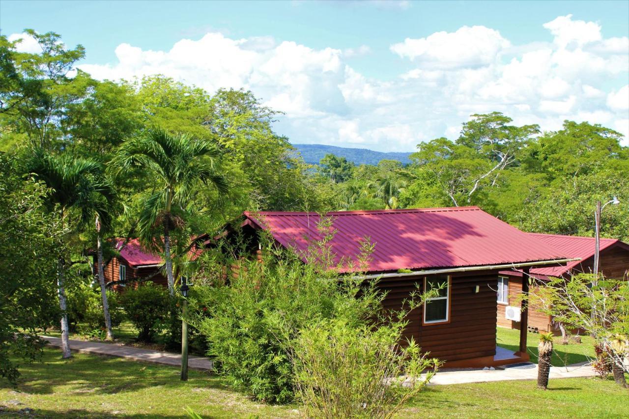 The Log Cab-Inn San Ignacio Exterior foto